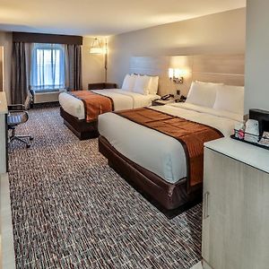 Queen Room Two Queen Beds